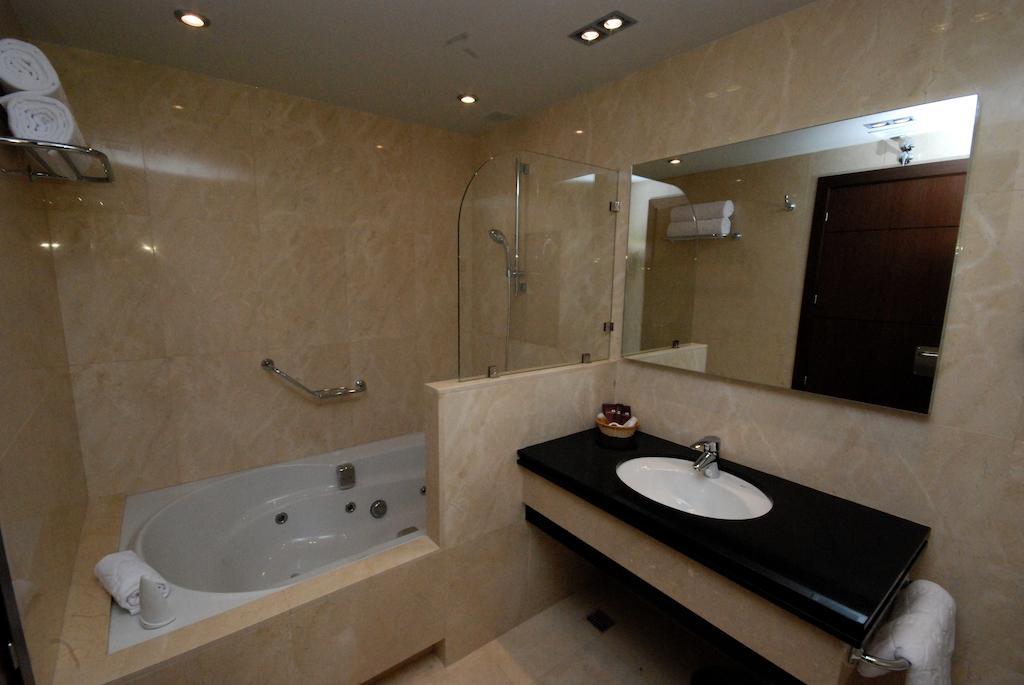 Hotel Los Penascales - Adults Only Лас Росас де Мадрид Стая снимка